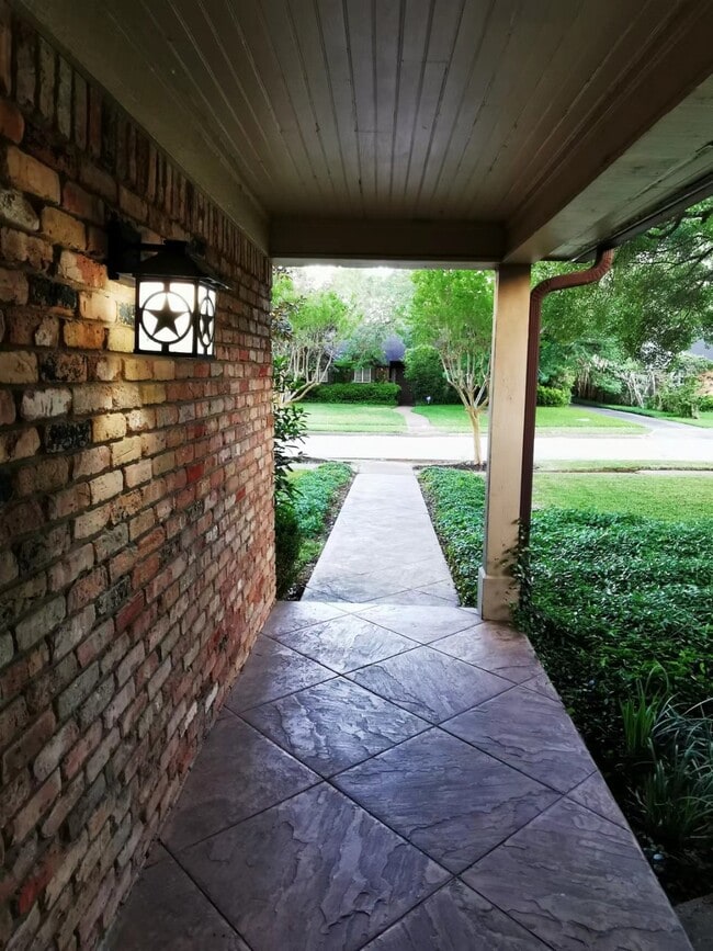 Photo - 5054 Yarwell Dr