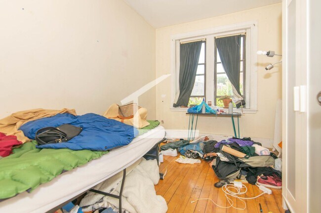 Photo - 18 Spofford Rd