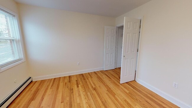 Photo - Crestview Gardens Apartments