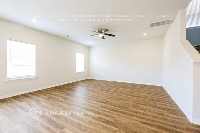 Photo - 205 White Flds Ave