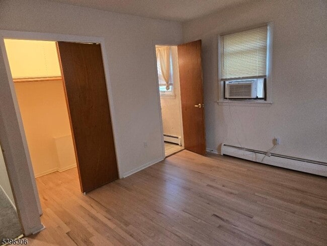 Photo - 305 Kennedy Dr