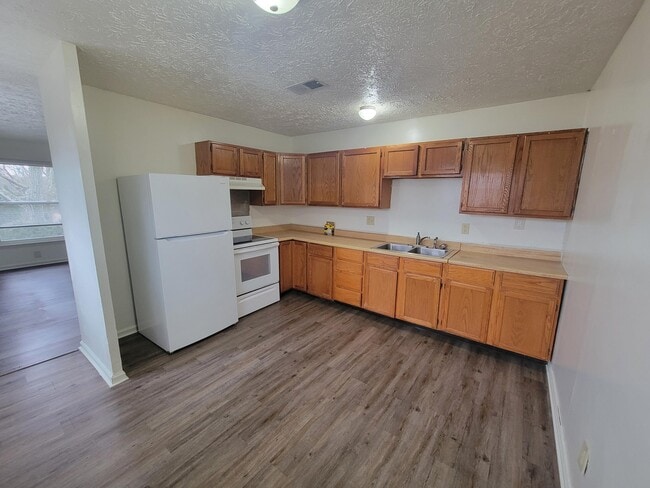 Photo - 3962 Northampton Dr