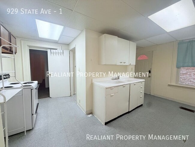 Photo - 929 State Ave Unit 1