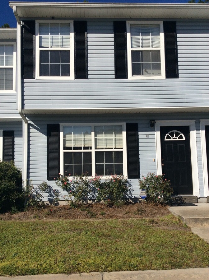Photo - 1100 Pineland Ave House