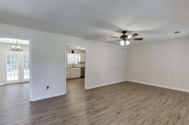 Photo - 1755 Straw Valley Rd