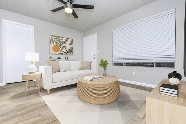 Photo - Nines at Lakeside