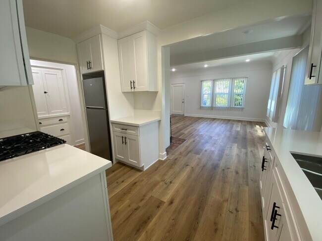 Photo - 4021 Duquesne Ave