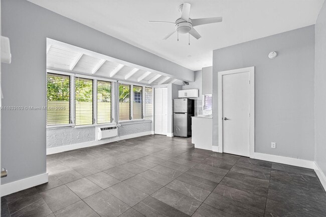 Photo - 1507 Meridian Ave Unidad 8