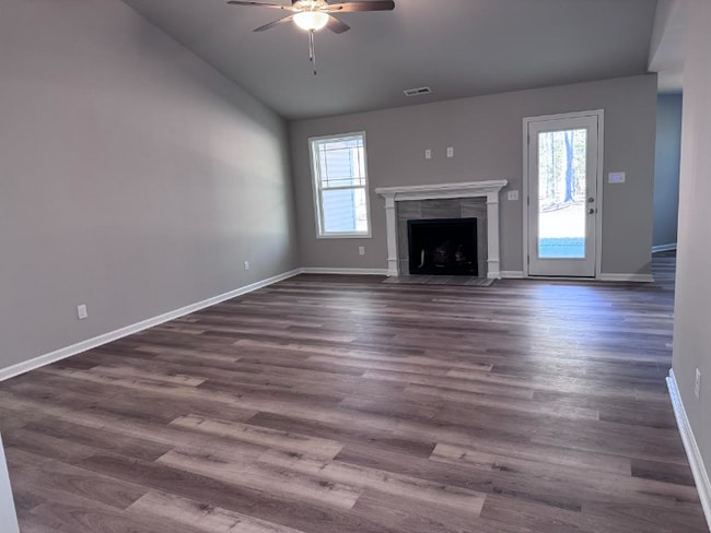 Photo - 303 Grand Oaks Dr