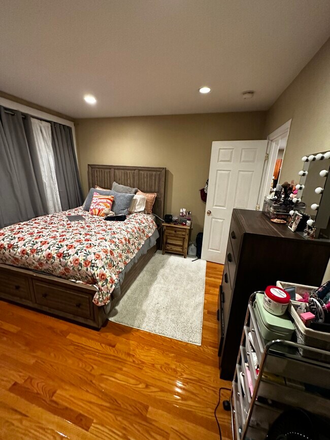 Photo - 328 St Paul St Unidad 4