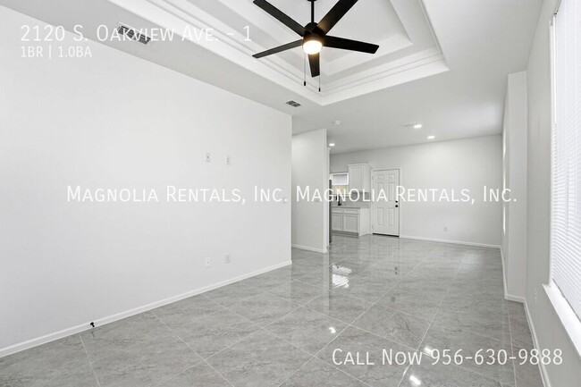 Photo - 2120 S Oakview Dr Unit 1