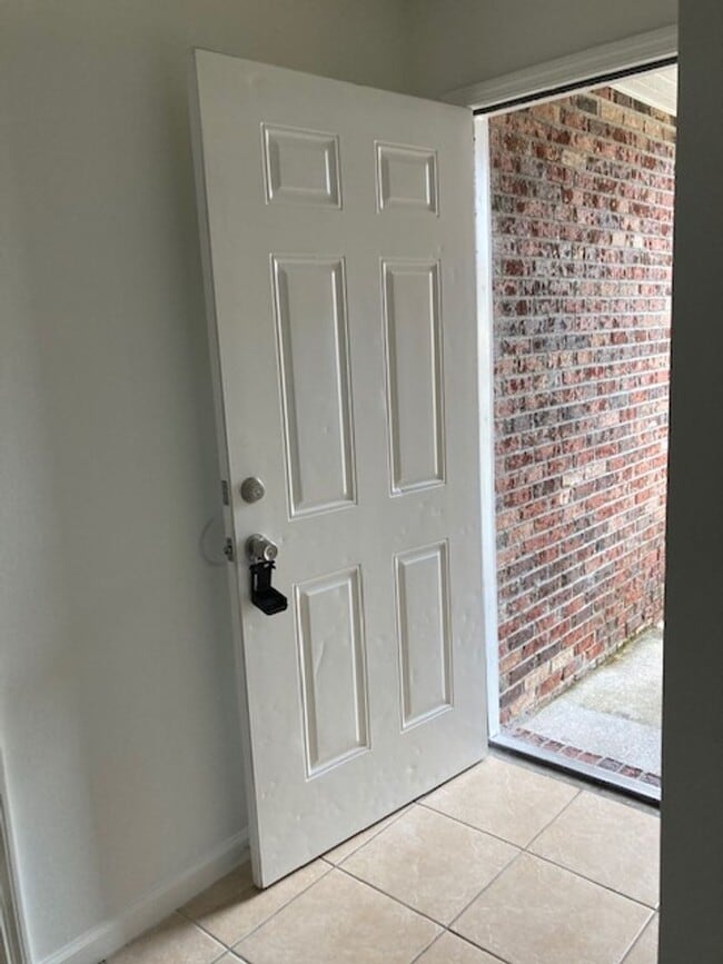 Photo - 35 Brunswick Ln Unit A