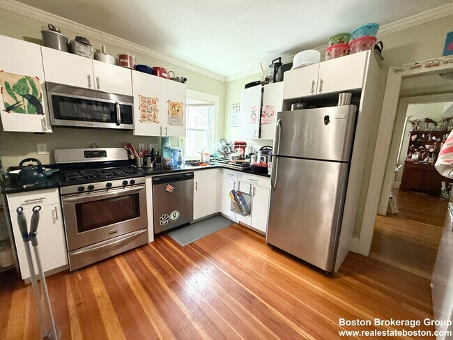 Photo - 81 Florence St Apartments Unit 1