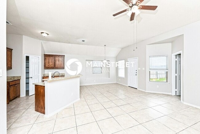 4 Bedroom Pet-Friendly Home in Dallas, TX with Main Street Renewal