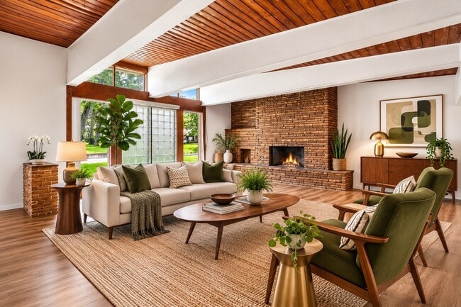 Photo - 159 Oak Dr
