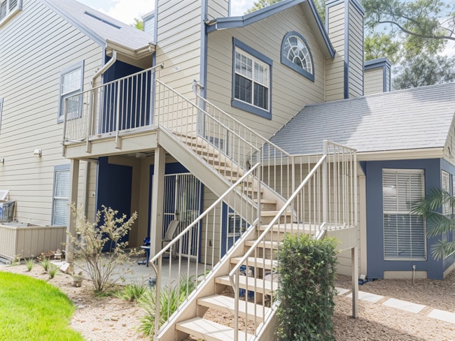 Photo - 963 Helmsley Ct Unit 963 Helmsey