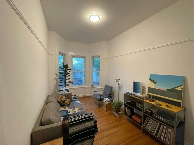 Building Photo - 3248 Folsom St Unit 3 Rental