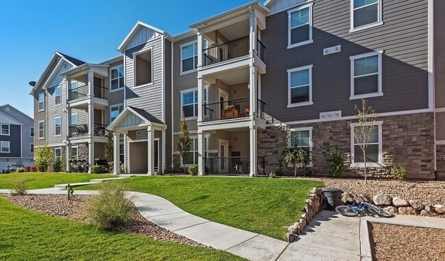Building Photo - 13233 Andros Ln