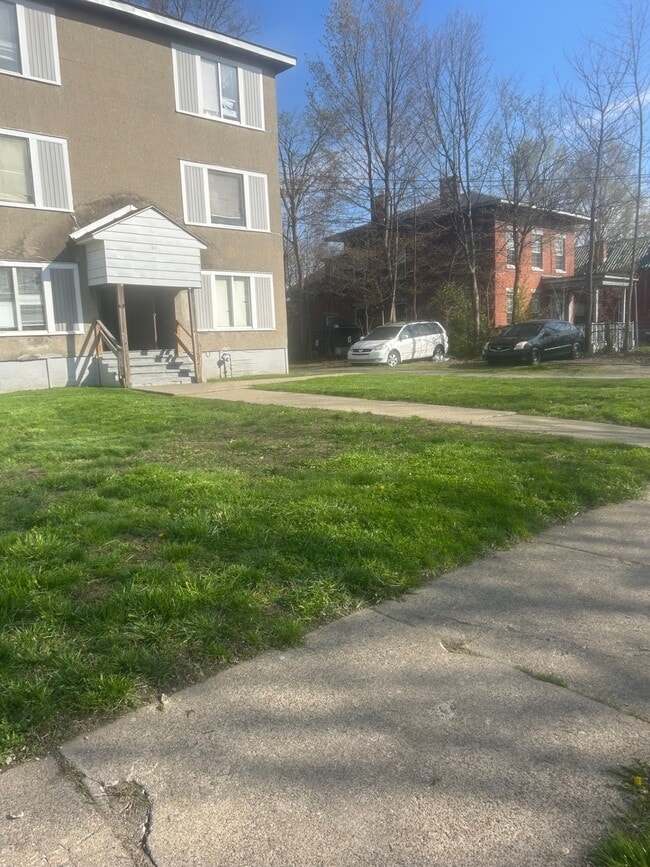 Photo - 124 Prospect Ave Unit #5