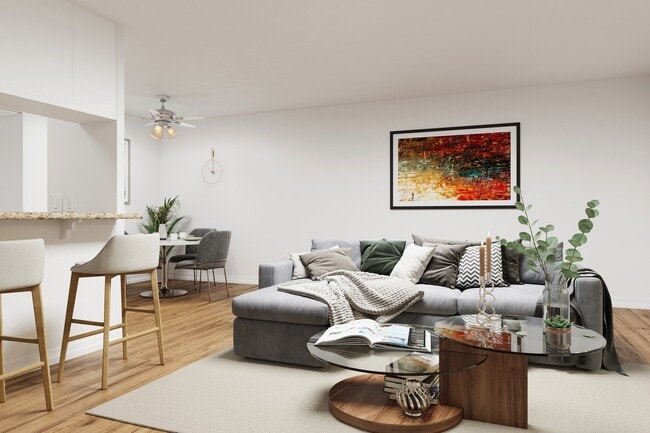 Photo - Chateau Oaks