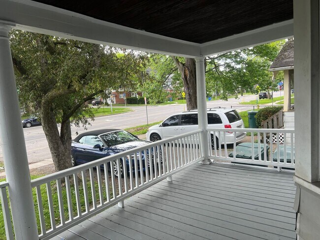 Photo - 943-945-945 Dewey Ave Unit 945 Dewey Ave