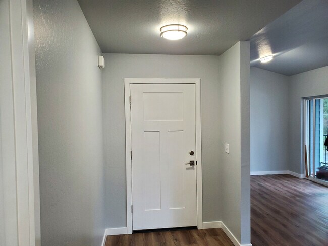 Photo - 220 Cheryl Ln Unit 2