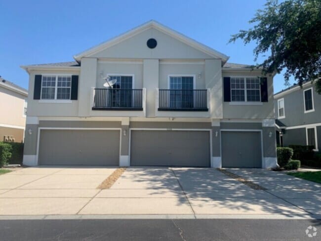 Building Photo - 2 bed 2 bath condo w 1 car garage