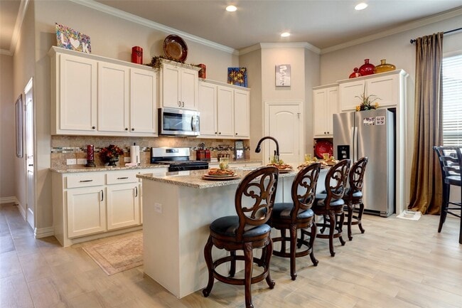 Photo - 207 Michael Dr