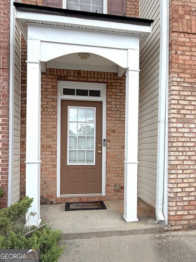 Photo - 3845 Grovemont Pl