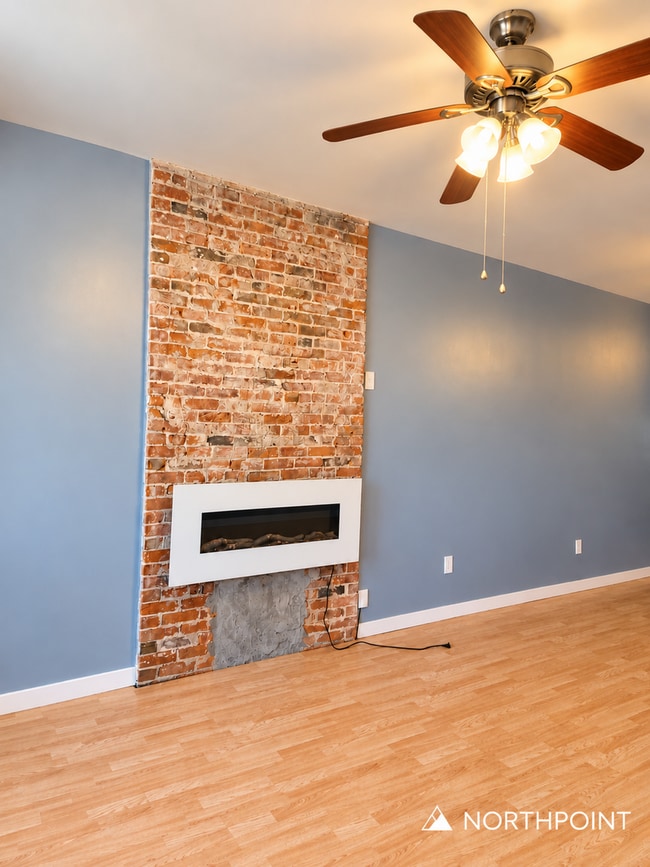 Photo - 285 S Champion Ave