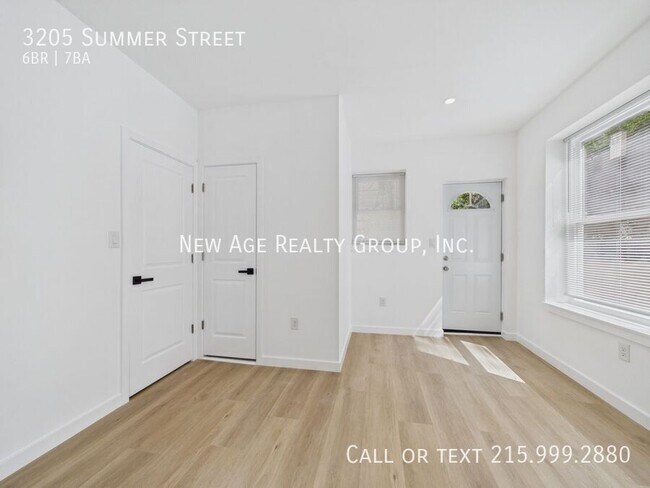 Photo - 3205 Summer St