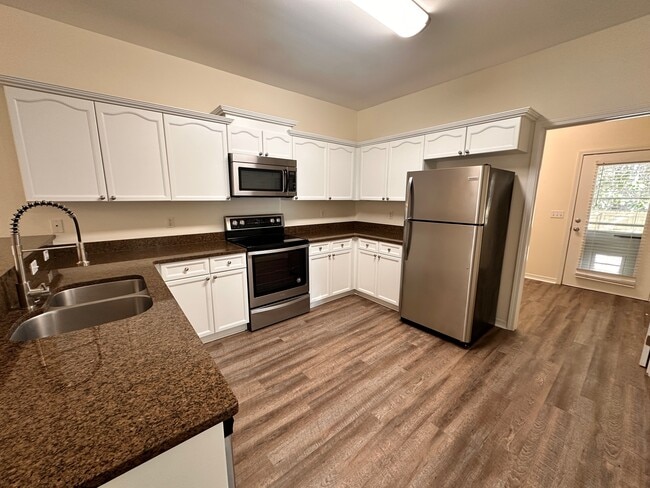 Photo - 1050 N County Hwy 393