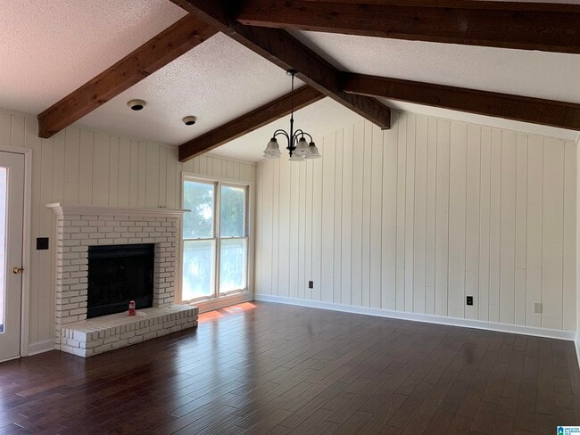 Building Photo - 134 Woodbury Dr Rental