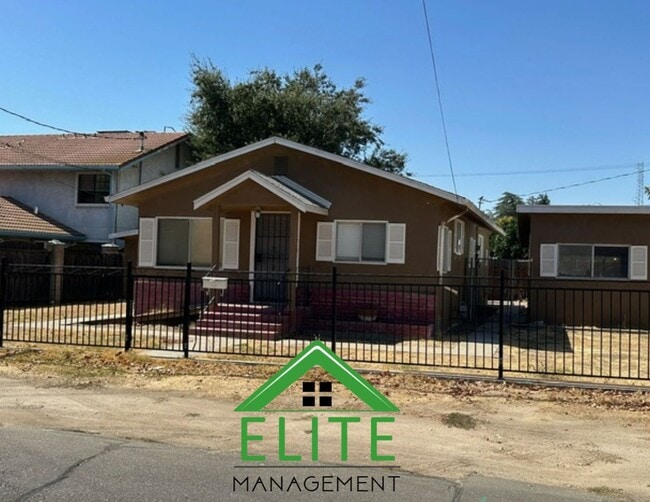 Building Photo - Charming 3-Bedroom Home for Rent in a Prim...