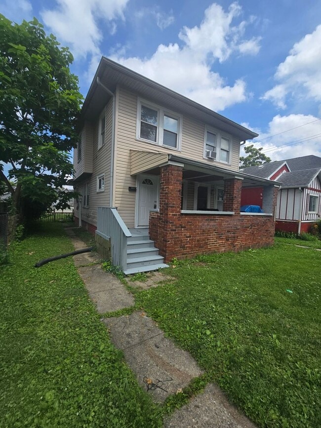 Photo - 1629 Spruce St