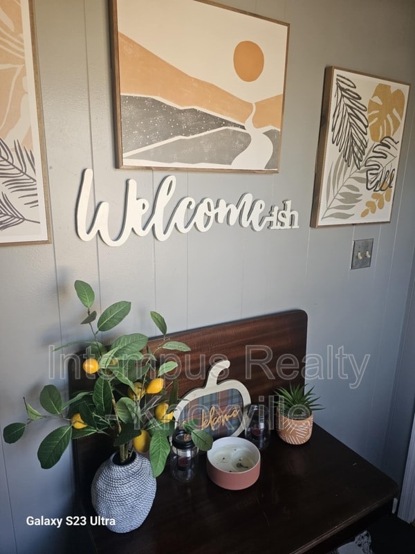 Photo - 2403 Howard St Unidad Apt 2