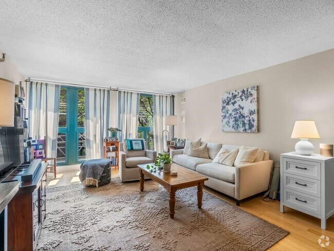 Building Photo - 42 8th St Unit 5312 Rental