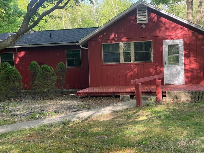 Photo - 17869 Hoder Rd House