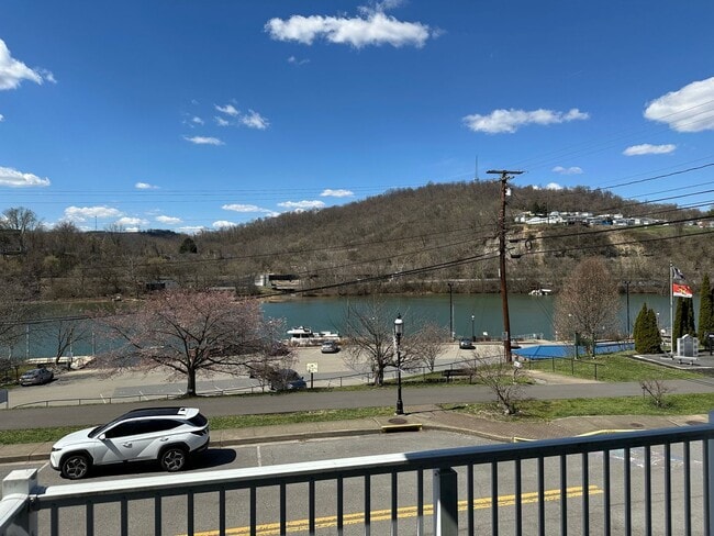 Photo - 2 Bedroom/2.5 Bath Townhome located in a Gated Community with a Water Front View! Available on 8/...