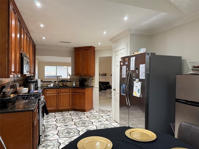 Photo - 9442 Carmalee St