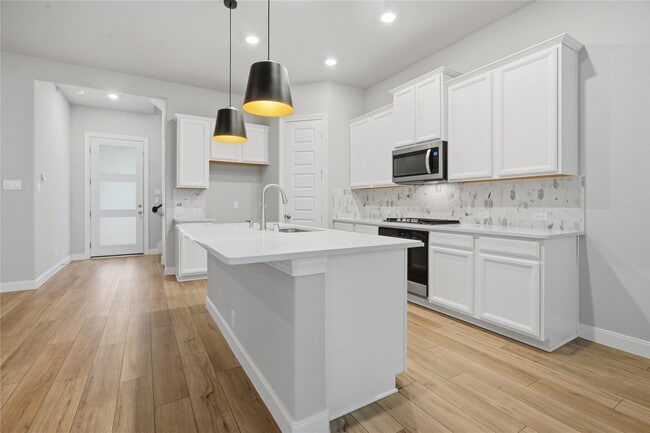 Photo - 719 Sandy Bay Ln