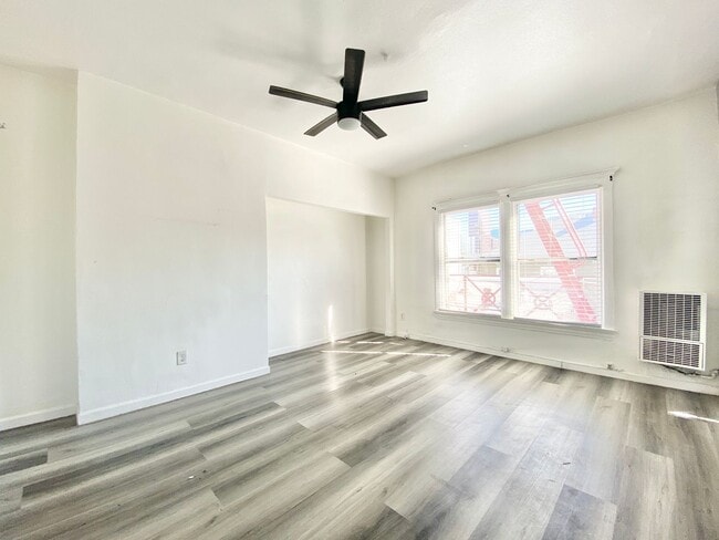 The Ritz Apartments