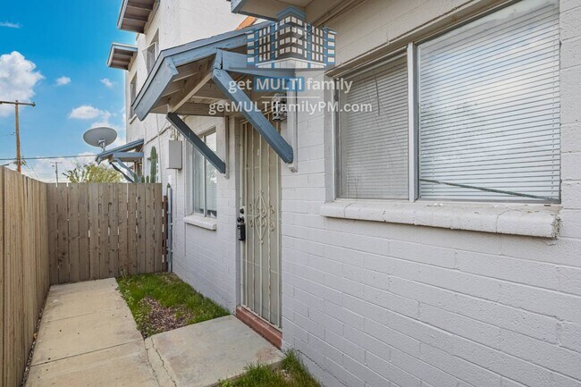 Photo - 1111 E Butler Dr Unit B