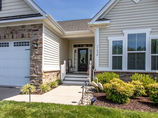 Building Photo - 31832 Carmine Dr