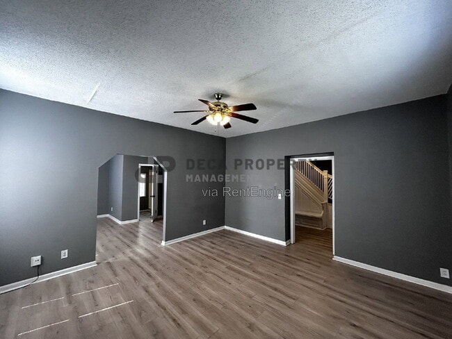 1555 Salerno Dr