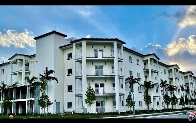 Building Photo - 10950 NW 82nd St Unit 304 Rental