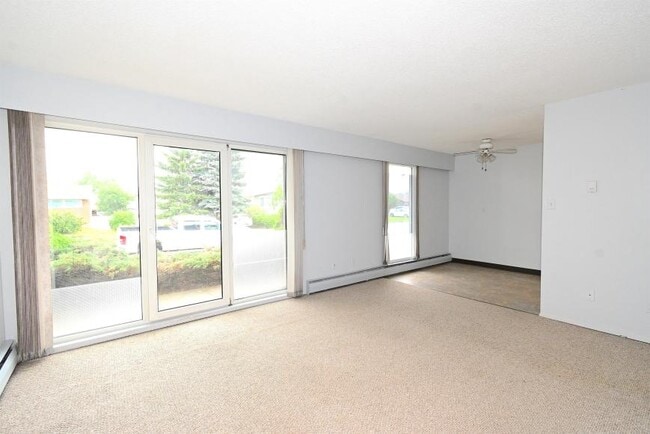 Building Photo - 2 bedroom in Prince George BC V2M 3A2