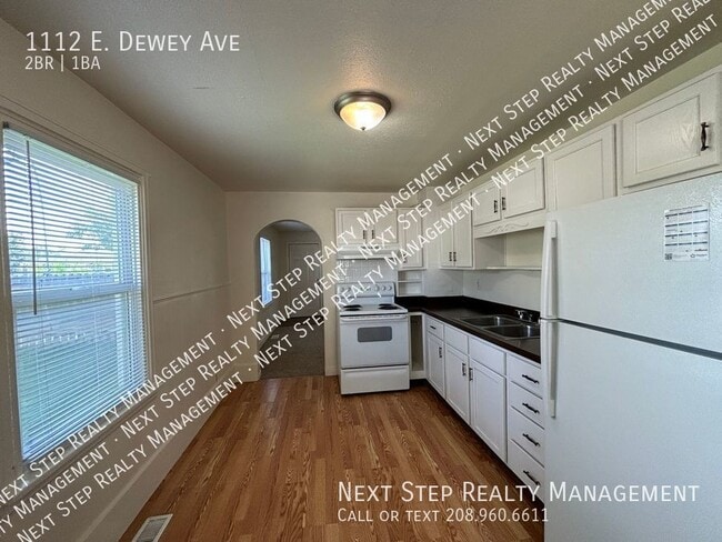 Photo - 1112 E Dewey Ave