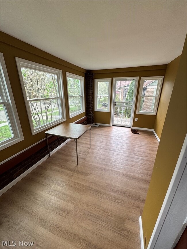 Photo - 3327 Bradford Rd