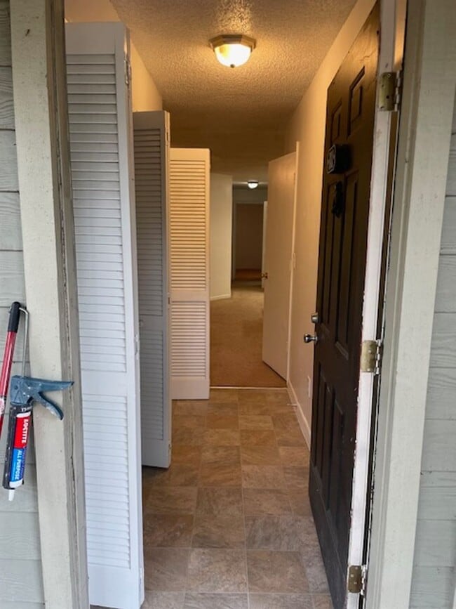 Photo - 6052 Westgate Dr Unit 102